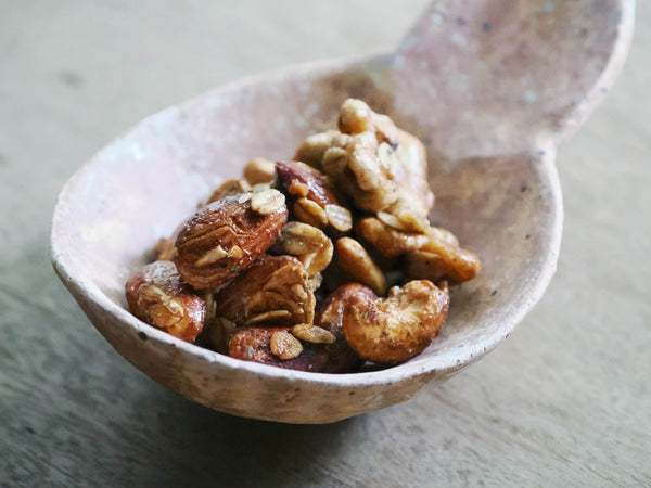 #11 ピリッと七味、生姜、京都産はちみつの風味豊かなおつまみナッツグラノーラ- 定期便